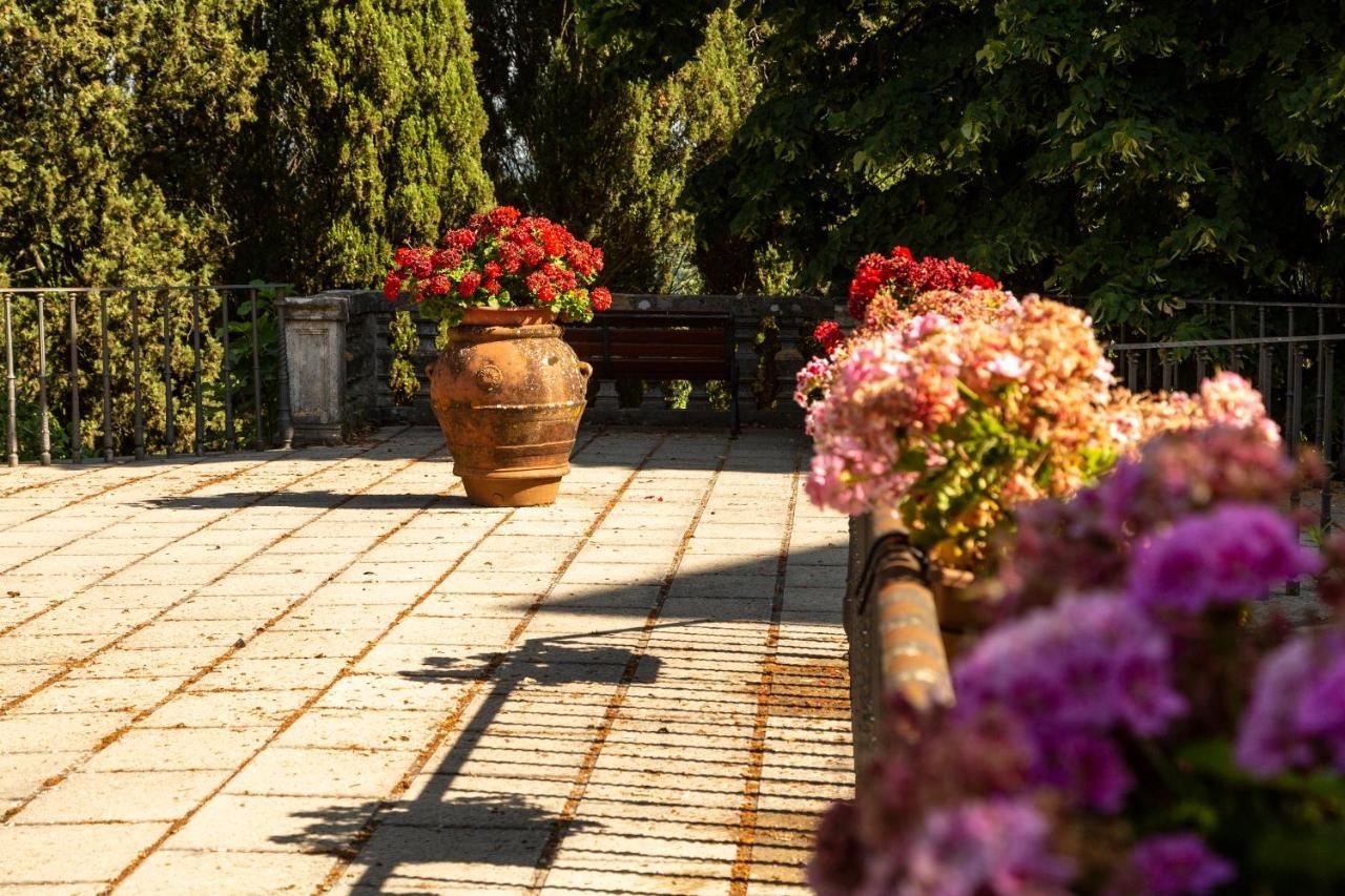 Villa Montarioso Siena Bagian luar foto