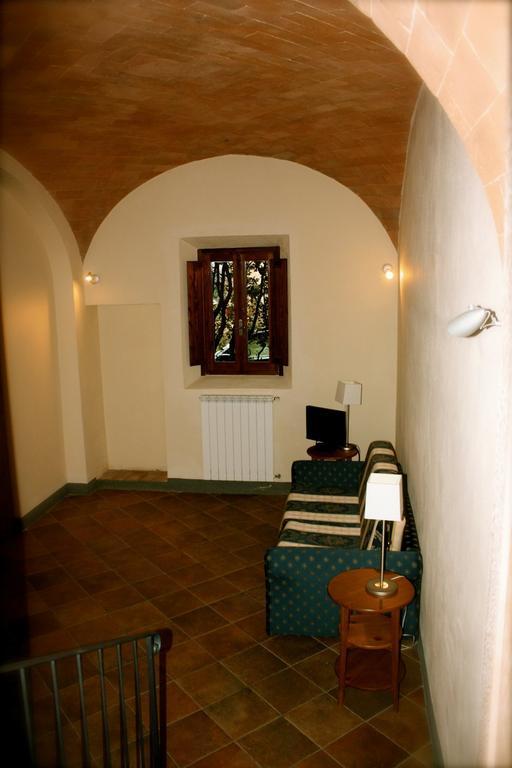 Villa Montarioso Siena Ruang foto