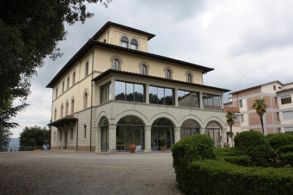 Villa Montarioso Siena Bagian luar foto
